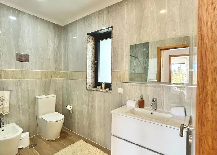 Casa 2 Do Pavilhao Da Prelada Селорику-ди-Башту